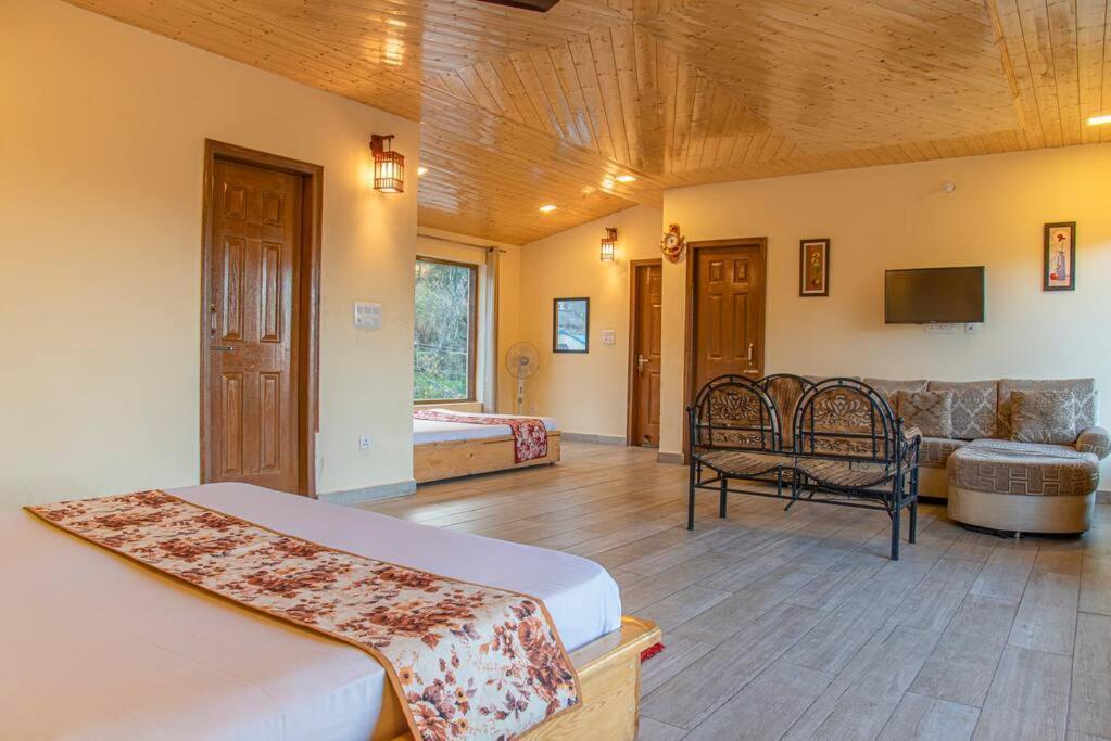 Fairview Wayside Villa Kasauli Exterior photo