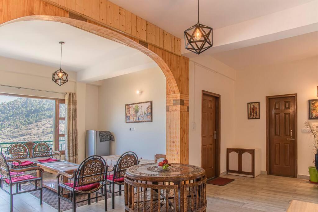 Fairview Wayside Villa Kasauli Exterior photo