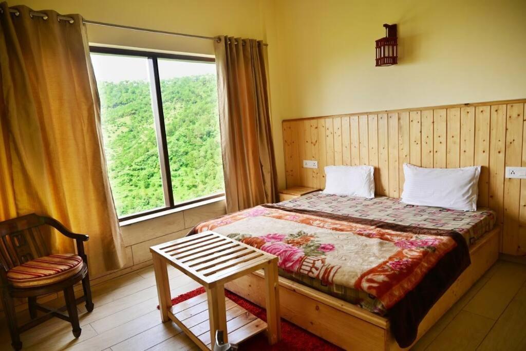 Fairview Wayside Villa Kasauli Exterior photo